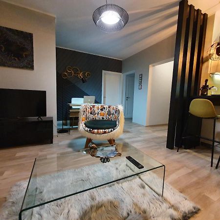 Matteo Apartment Iasi Ngoại thất bức ảnh