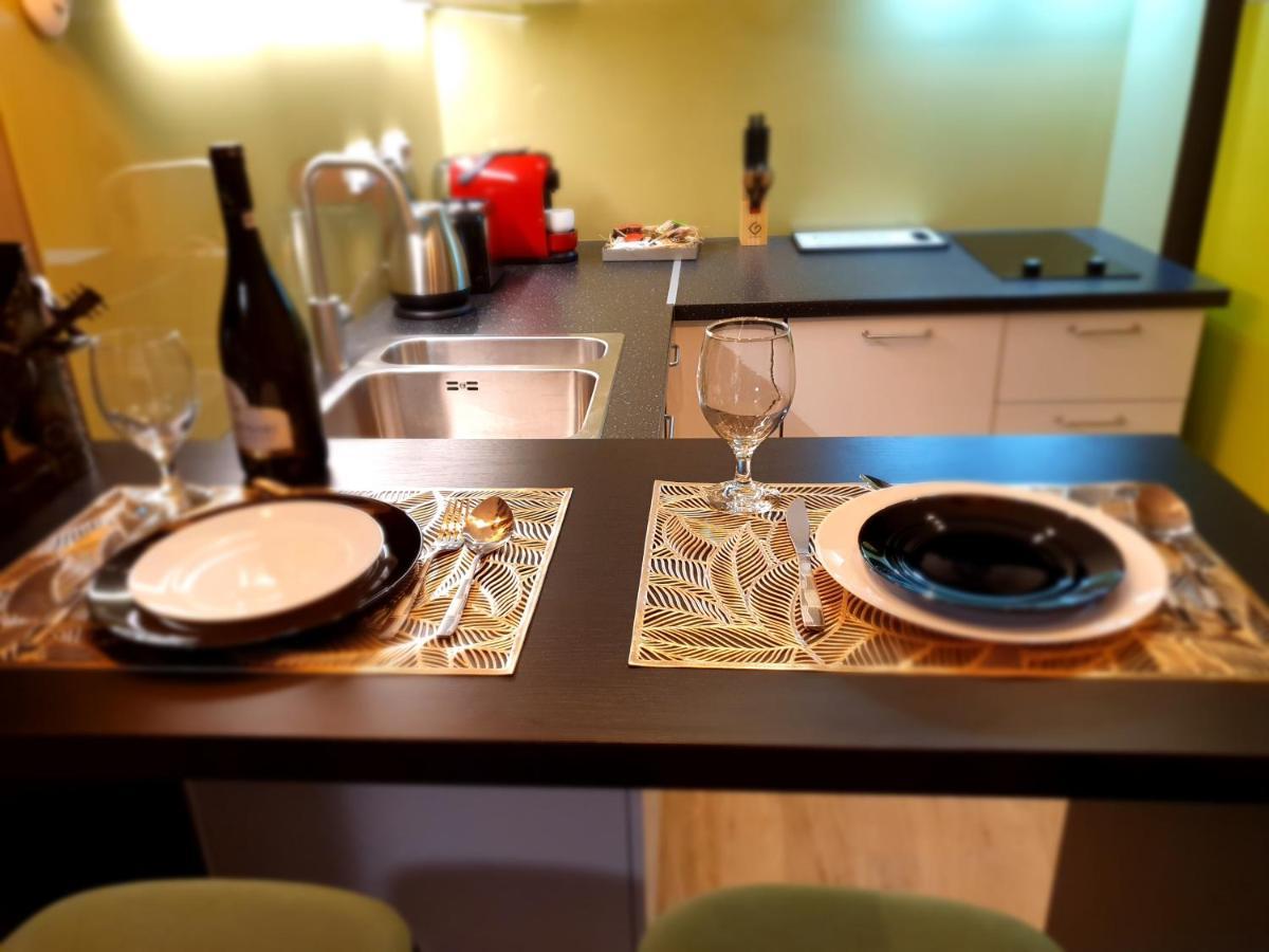 Matteo Apartment Iasi Ngoại thất bức ảnh
